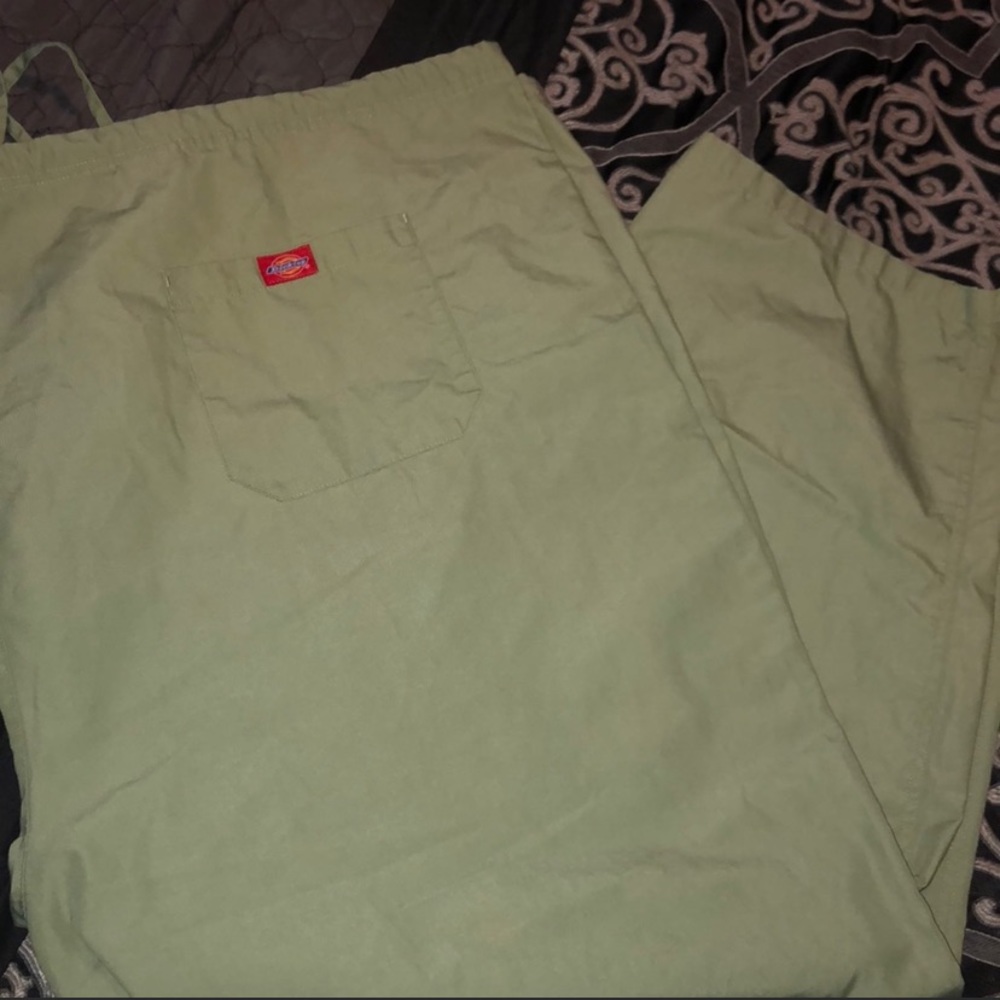 Dickies 5xl olive green Scrub Pants